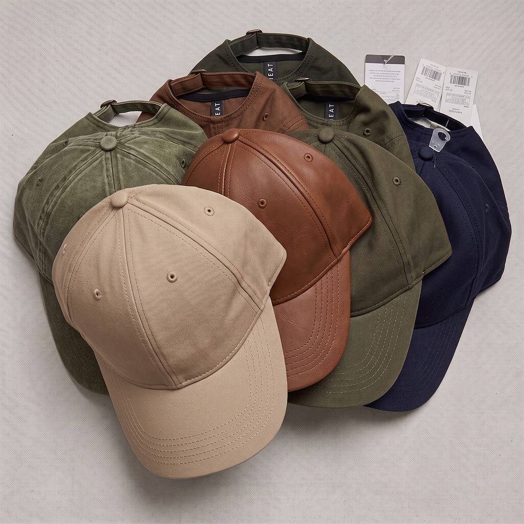 Caps